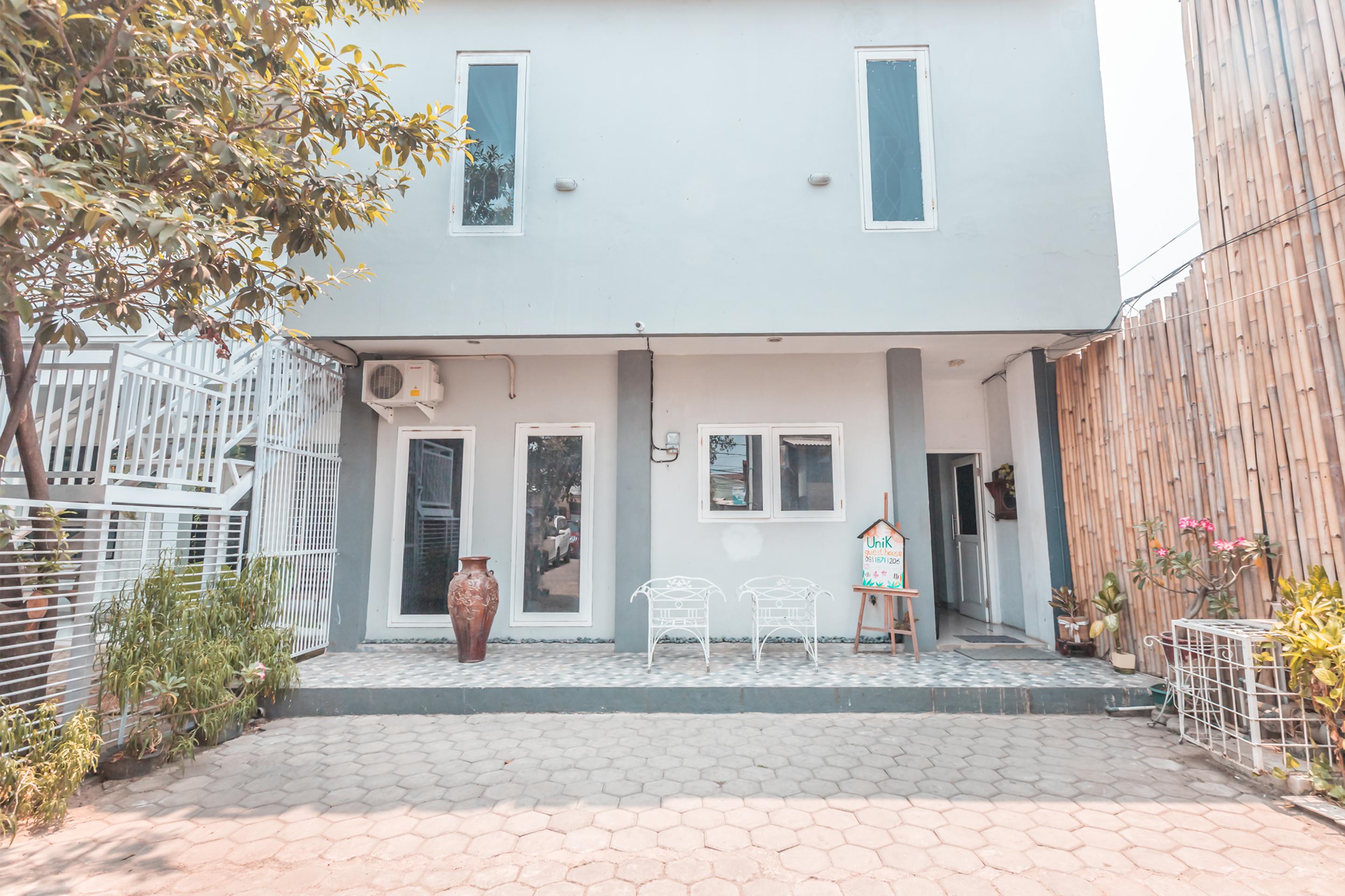 Oyo 1555 Unik Guesthouse Syariah Jacarta Exterior foto